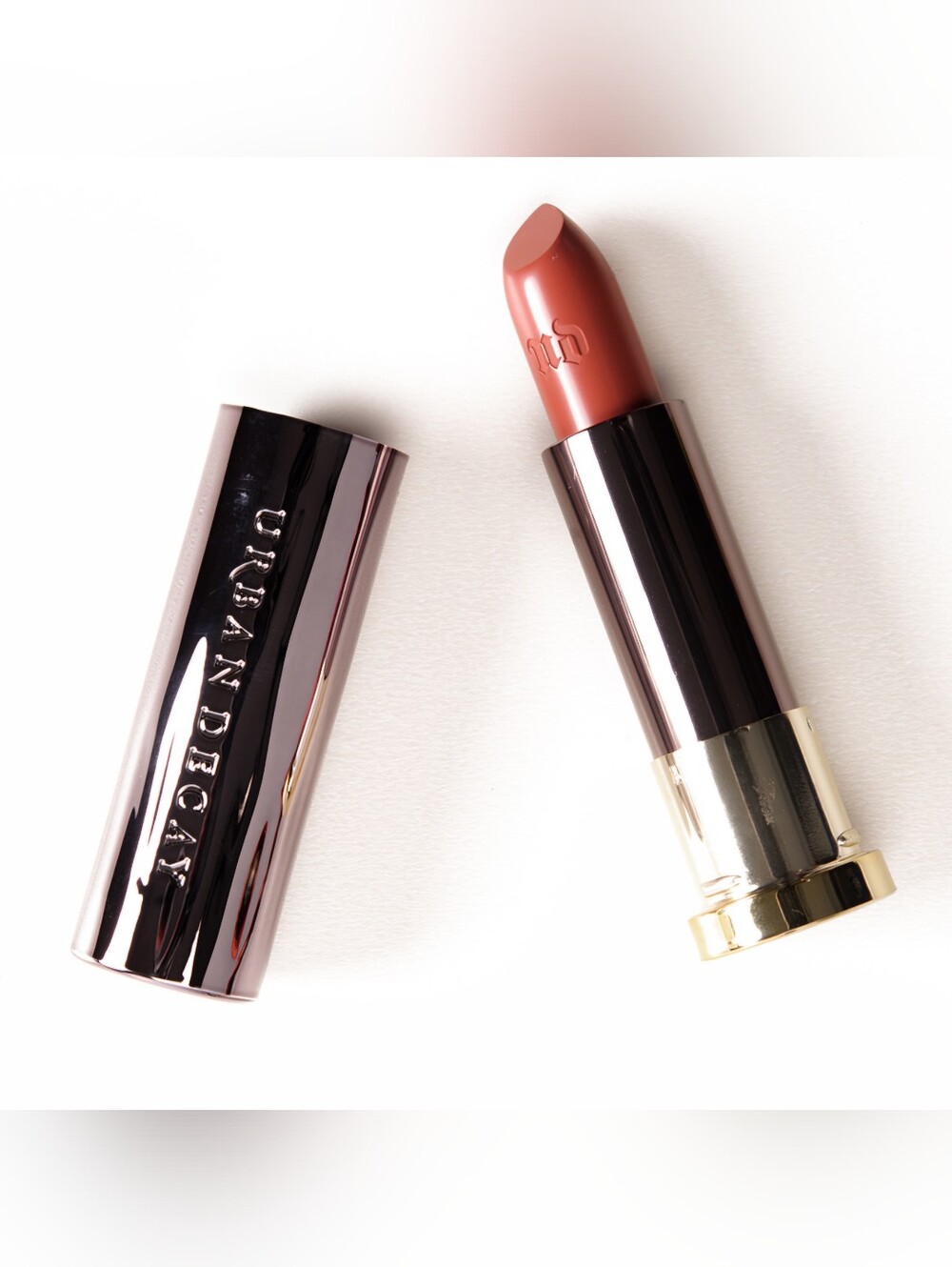 Urban Decay Vice Comfort Matte Lipstick “Carnal”